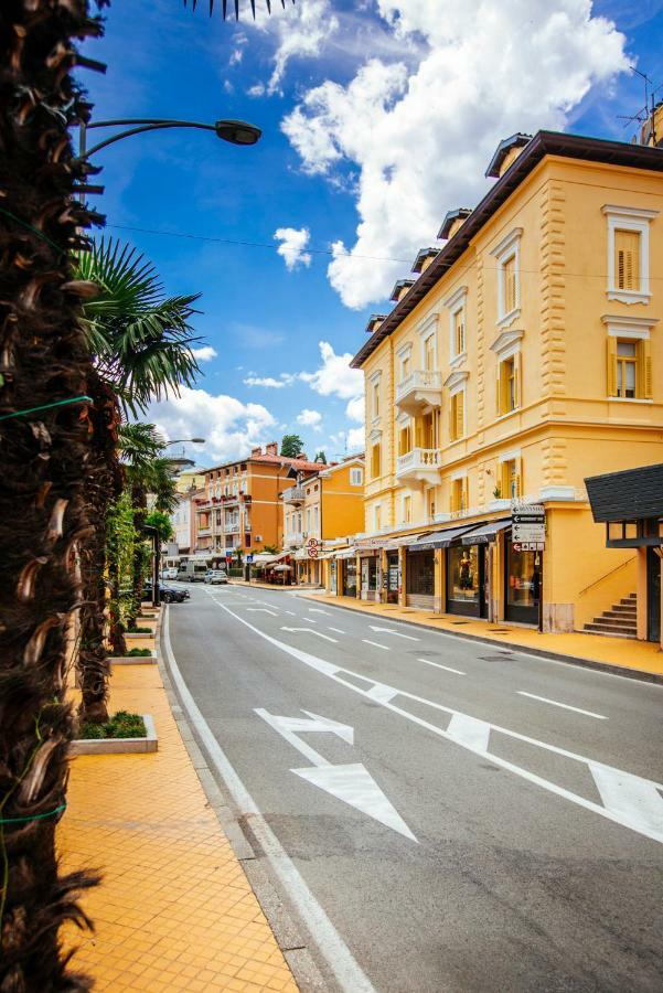 Premium Apartments Villa Herkules Opatija Eksteriør billede